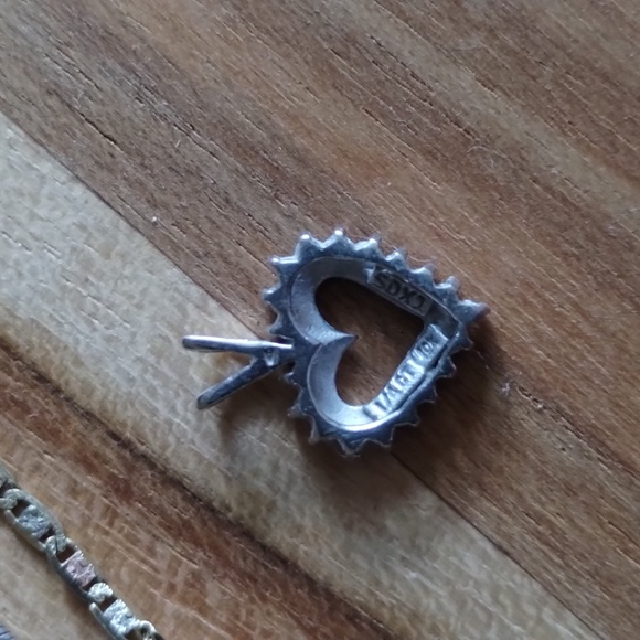 10k Gold .25ct diamond - Picture 6 of 7